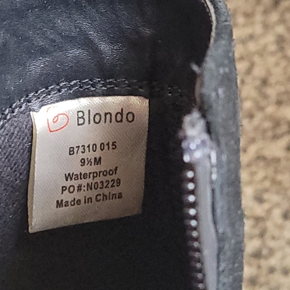 Blondo Ankle Black Booties Suede Leather Waterproof Side Zipper Size 9.5 - Picture 8 of 9